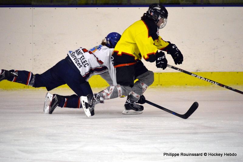 Photo hockey reportage Fem lite : L'Aigle vole tranquillement