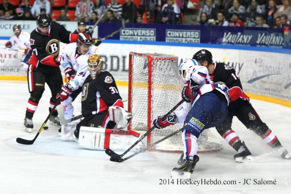 Photo hockey reportage Grenoble rsiste face  l'AHL