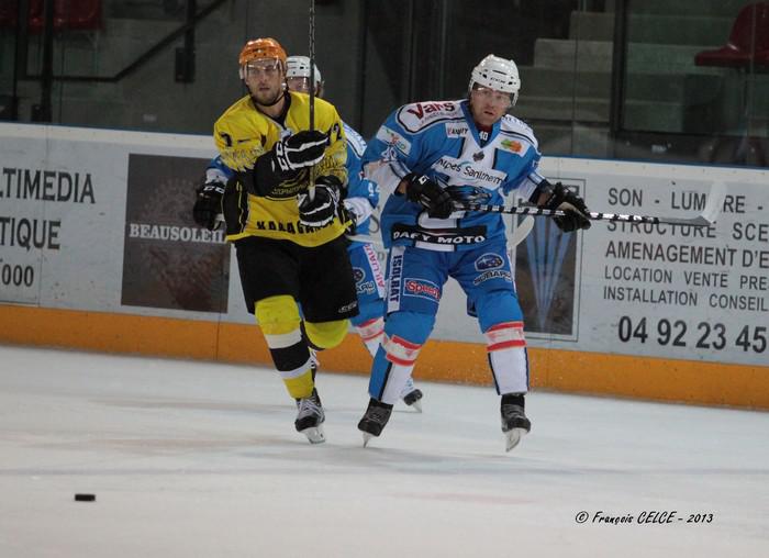 Photo hockey reportage L'Aigle dplume les Rapaces