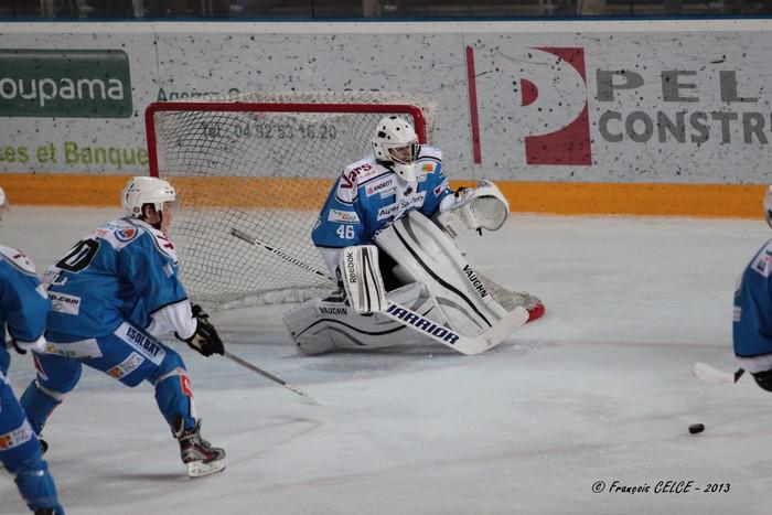 Photo hockey reportage L'Aigle dplume les Rapaces