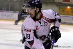 Photo hockey reportage Les Ducs survolent la rencontre 