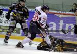 Photo hockey reportage Les Ducs survolent la rencontre 