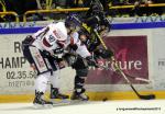 Photo hockey reportage Les Ducs survolent la rencontre 