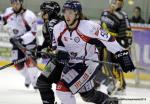 Photo hockey reportage Les Ducs survolent la rencontre 