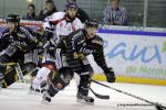 Photo hockey reportage Les Ducs survolent la rencontre 