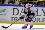 Photo hockey reportage Les Ducs survolent la rencontre 