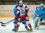 Photo hockey reportage Les Ours tombent avec les honneurs