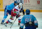 Photo hockey reportage Les Ours tombent avec les honneurs