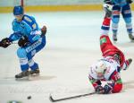 Photo hockey reportage Les Ours tombent avec les honneurs