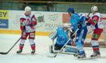 Photo hockey reportage Les Ours tombent avec les honneurs