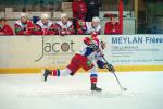 Photo hockey reportage Les Ours tombent avec les honneurs