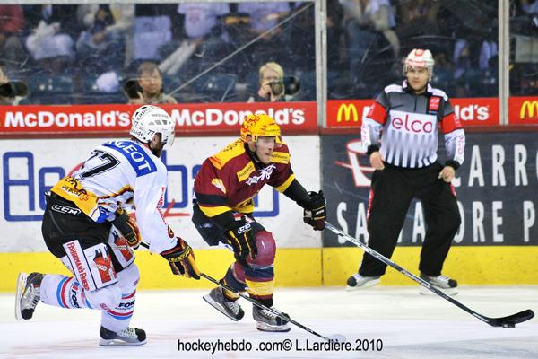 Photo hockey reportage LNA: Berne prend une option