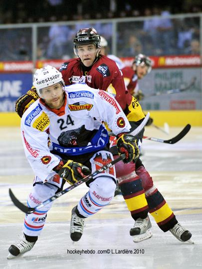 Photo hockey reportage LNA: Berne prend une option