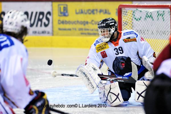 Photo hockey reportage LNA: Berne prend une option