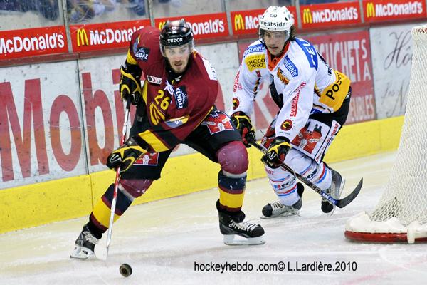 Photo hockey reportage LNA: Berne prend une option