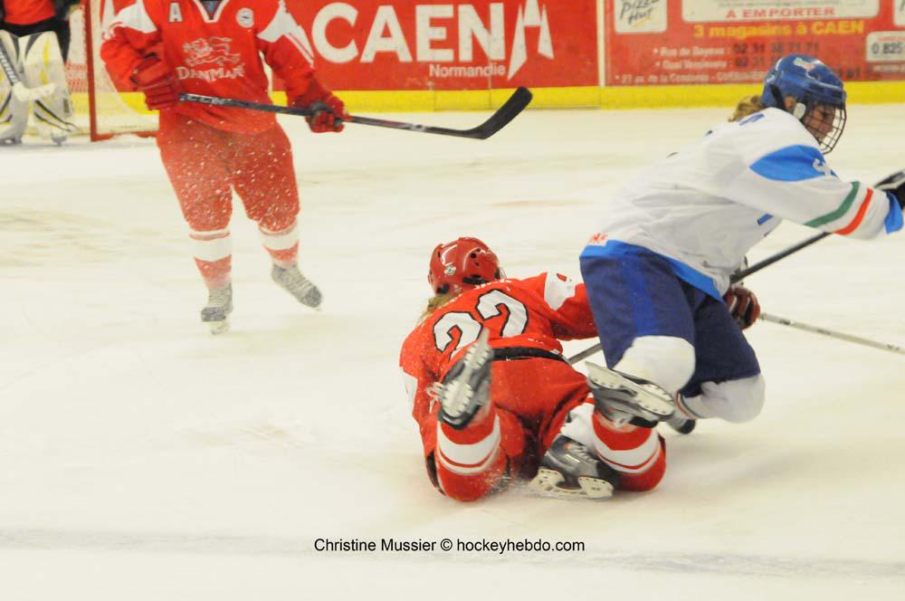 Photo hockey reportage Mondial Fminin : Italie vs Danemark 