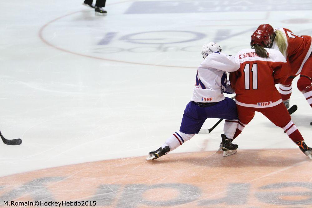 Photo hockey reportage Mondial Fminin : Les Bleues se parent de bronze.