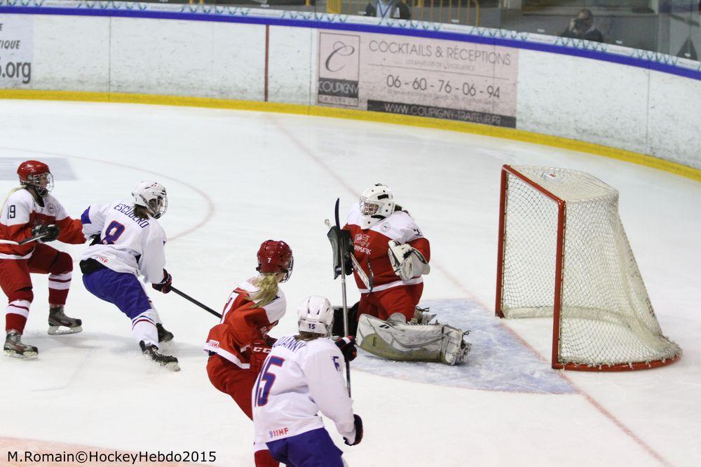 Photo hockey reportage Mondial Fminin : Les Bleues se parent de bronze.