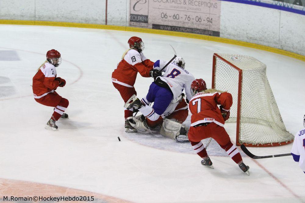 Photo hockey reportage Mondial Fminin : Les Bleues se parent de bronze.