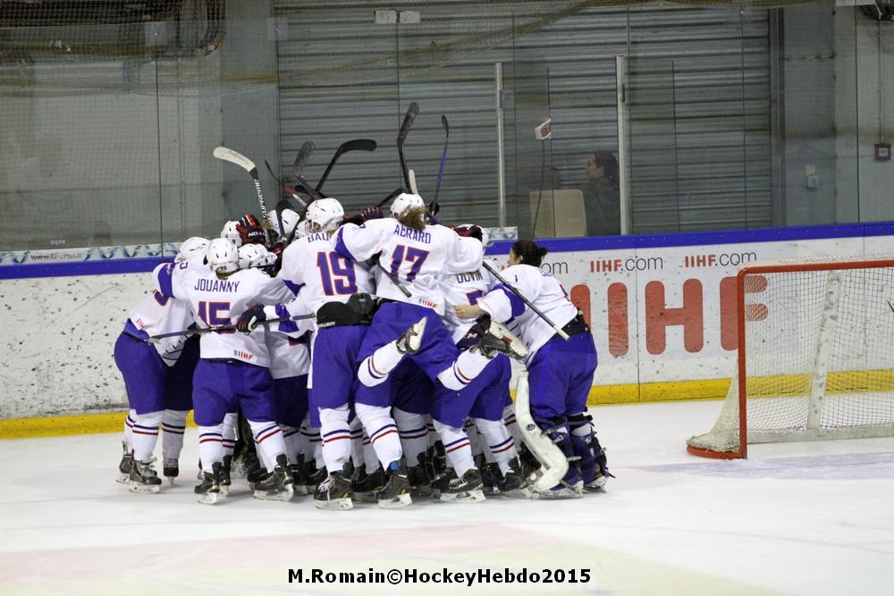 Photo hockey reportage Mondial Fminin : Les Bleues se parent de bronze.