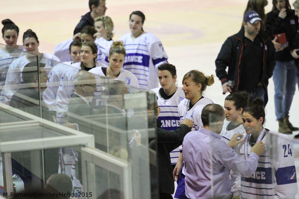 Photo hockey reportage Mondial Fminin : Les Bleues se parent de bronze.