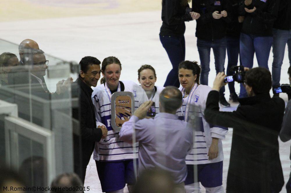 Photo hockey reportage Mondial Fminin : Les Bleues se parent de bronze.