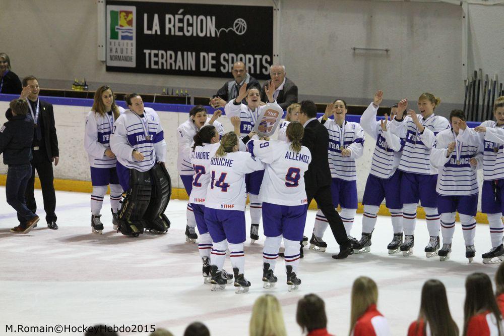 Photo hockey reportage Mondial Fminin : Les Bleues se parent de bronze.