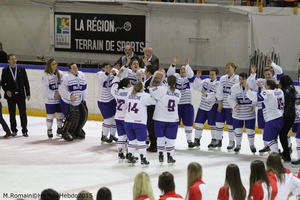 Photo hockey reportage Mondial Fminin : Les Bleues se parent de bronze.