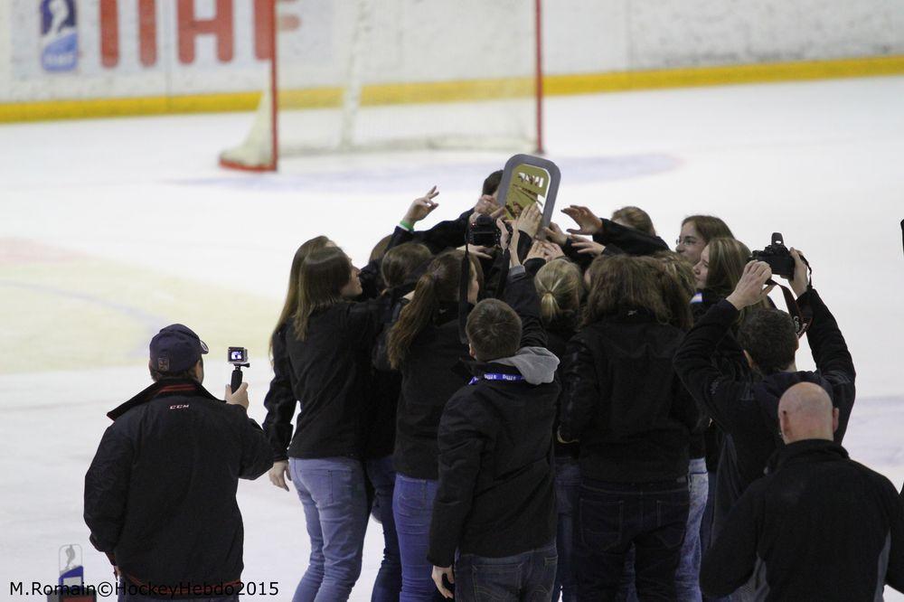 Photo hockey reportage Mondial Fminin : Les Bleues se parent de bronze.