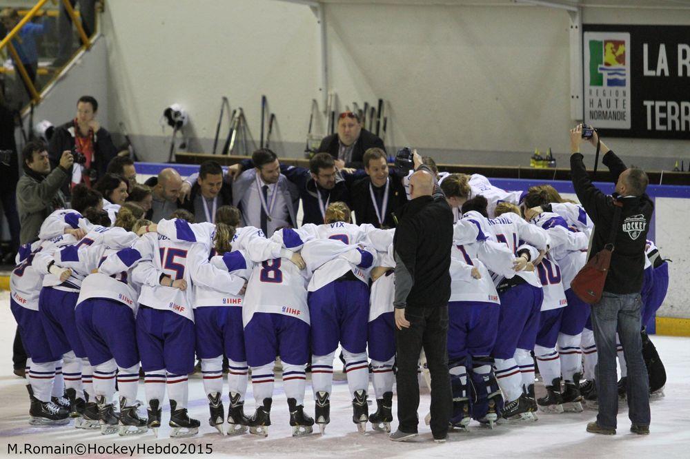 Photo hockey reportage Mondial Fminin : Les Bleues se parent de bronze.