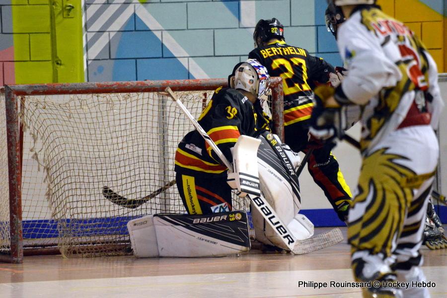 Photo hockey reportage N2 : Les Griffons en promenade