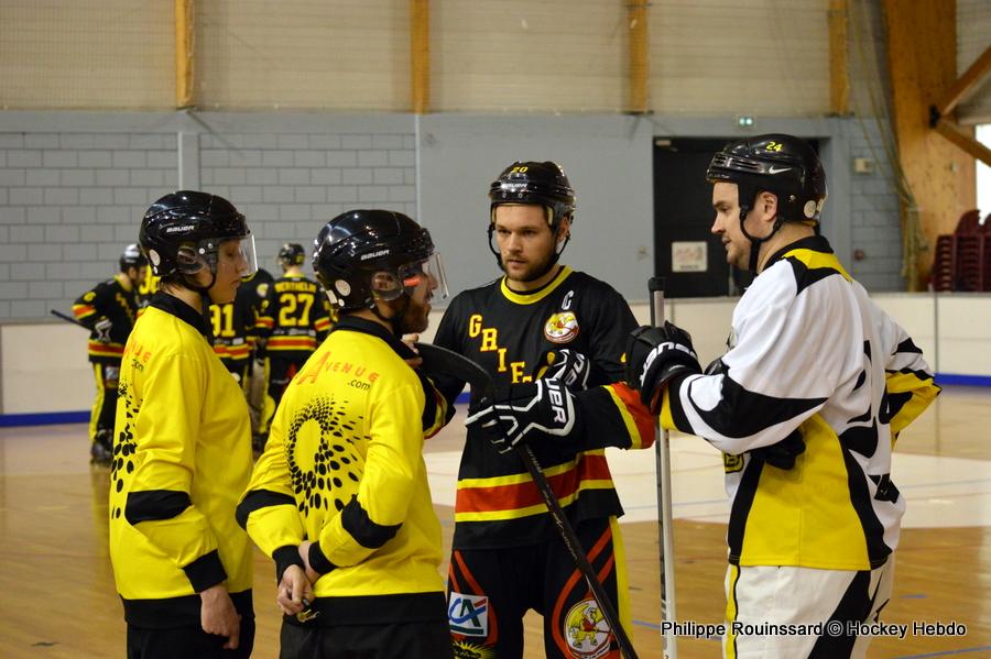 Photo hockey reportage N2 : Les Griffons larges vainqueurs