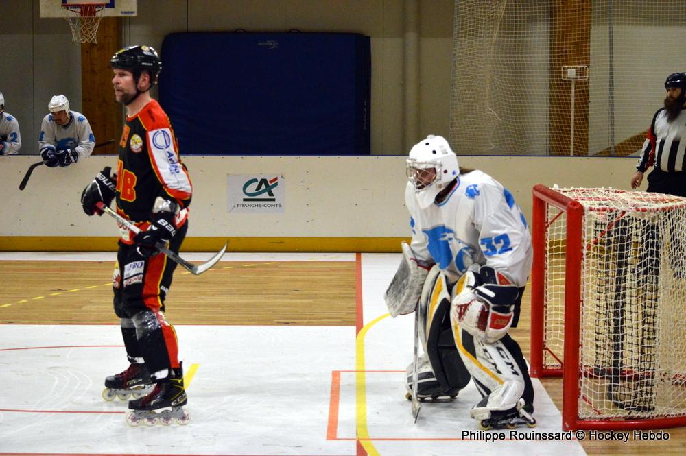 Photo hockey reportage N2 : Malin comme un singe