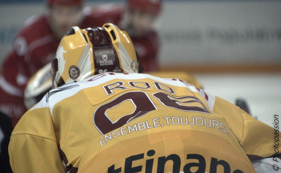 Photo hockey reportage NLA: Fin du match,  la 34e