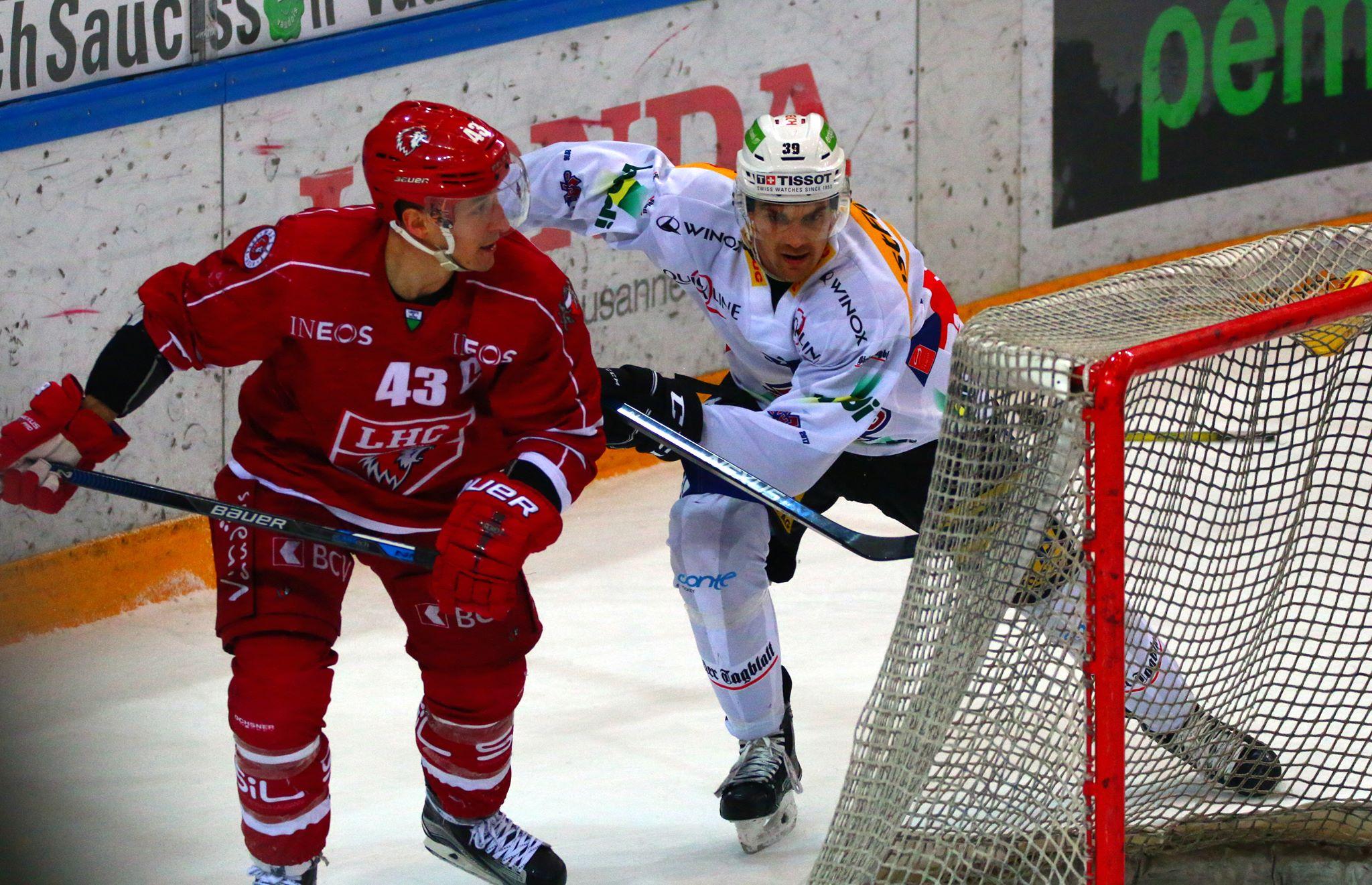 Photo hockey reportage NLA: Le lion est meurtri