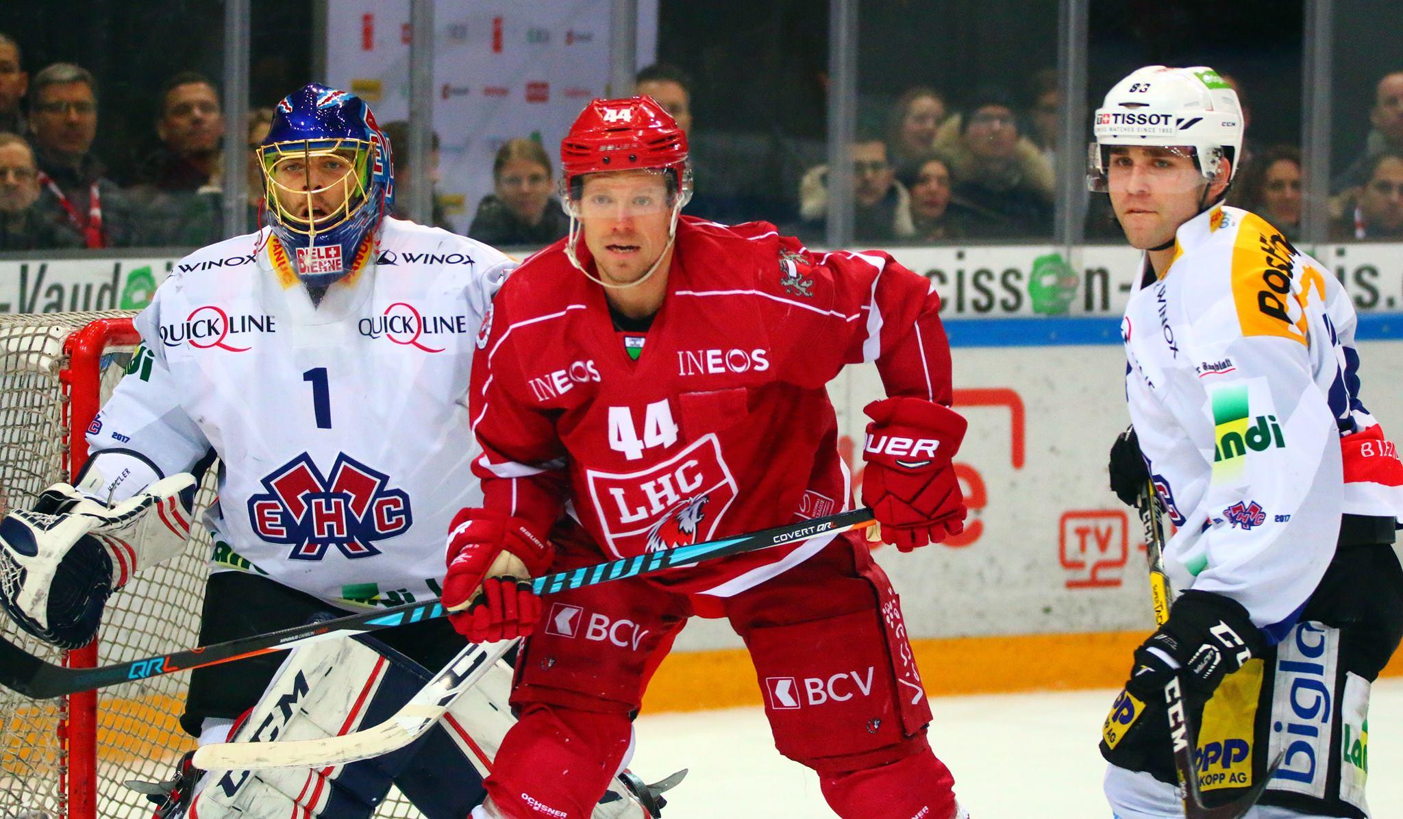 Photo hockey reportage NLA: Le lion est meurtri