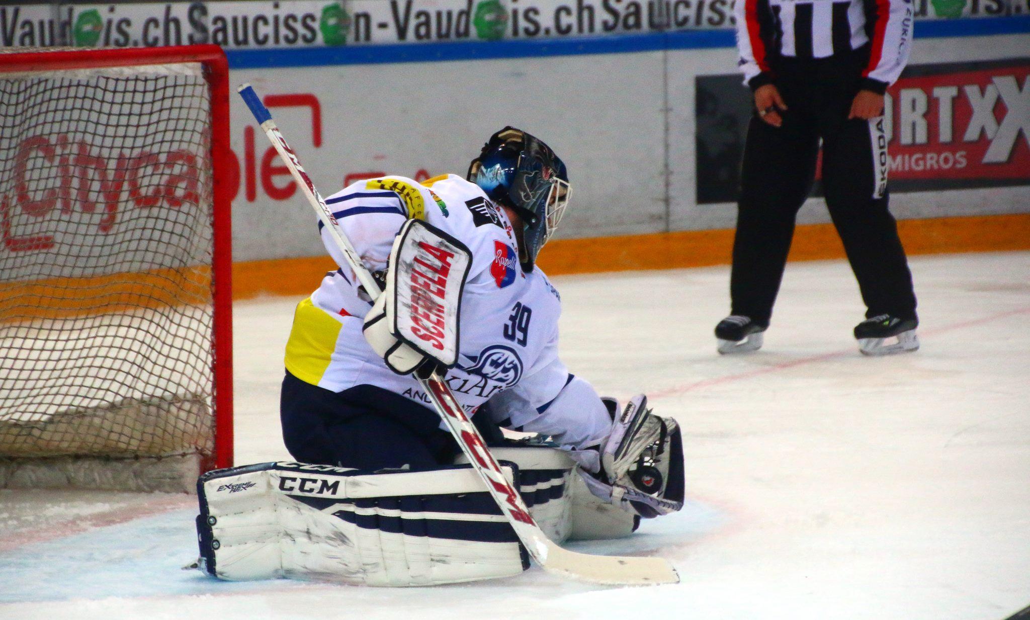 Photo hockey reportage NLA: Zuri n'a pas rsist