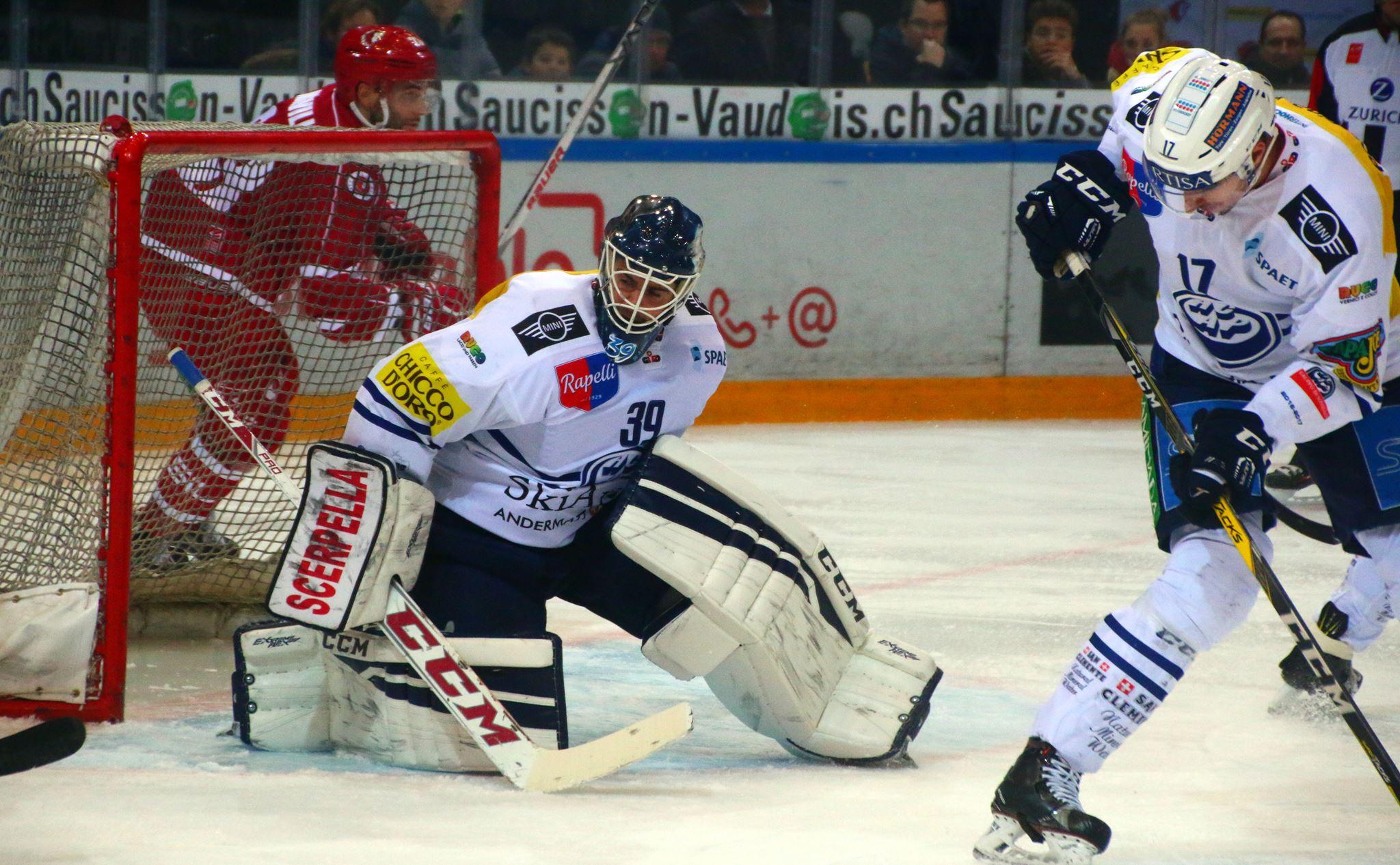 Photo hockey reportage NLA: Zuri n'a pas rsist