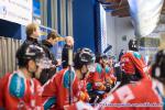 Photo hockey reportage Si proche et si loin  la fois !