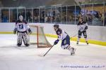 Photo hockey reportage Si proche et si loin  la fois !