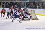 Photo hockey reportage Si proche et si loin  la fois !