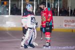 Photo hockey reportage Si proche et si loin  la fois !