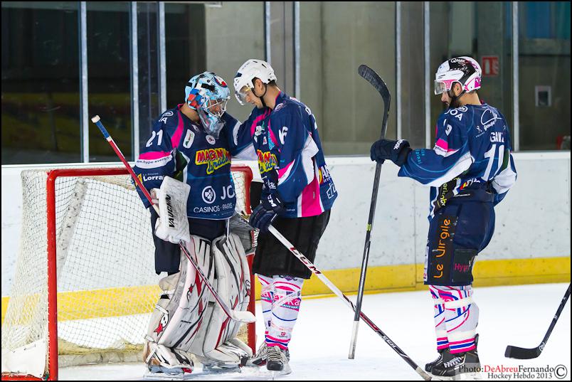 Photo hockey reportage TMR : L'Aigle au firmament