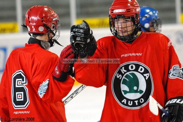 Photo hockey reportage Tournoi International Minis Chaux de Fond