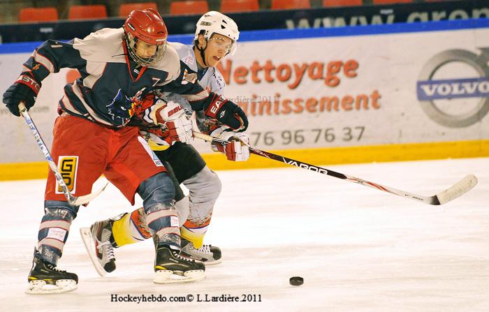 Photo hockey reportage U 22 ELITE: Grenoble - Mont Blanc Chamonix