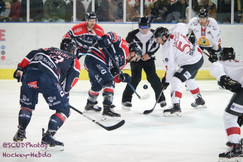 Photo hockey  - Ligue Magnus : 17ème journée : Angers  vs Chamonix  - Reportage photos