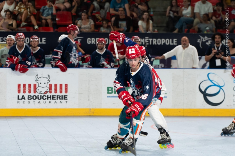 Photo hockey Autour du hockey - Autour du hockey - BDL vs Yetis ! Du roller hockey à Pôle Sud