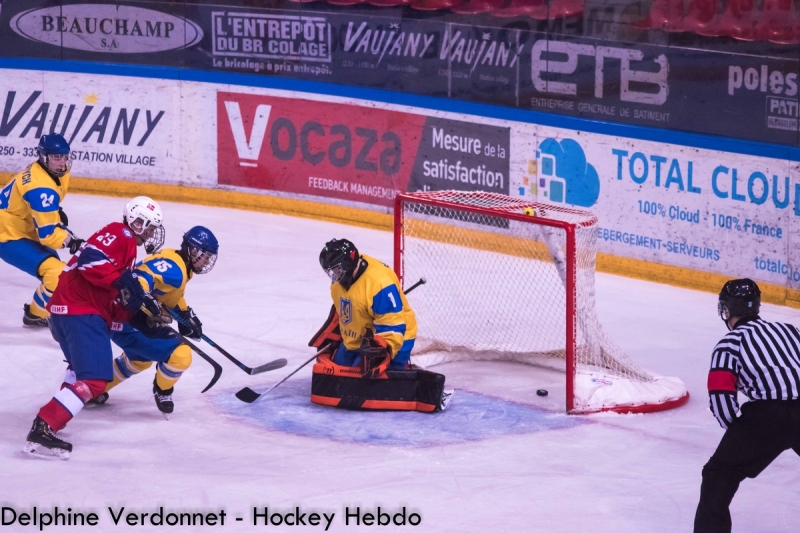 Photo hockey Championnats du monde -  : Norvège (NOR) vs Ukraine (UKR) - Mondial U18: La Norvège envoie l