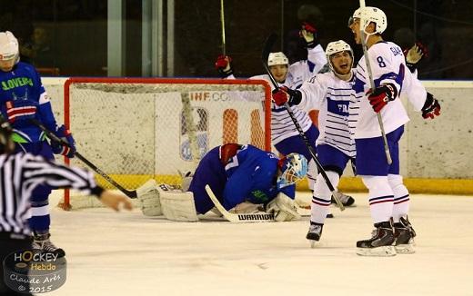 Photo hockey Championnats du monde -  : Slovenie (SLO) vs France U20 - Les Bleus avec sérieux 