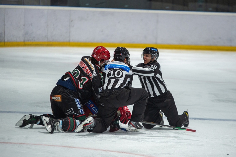 Photo hockey Coupe de France - Coupe de France - 1/16 de Finale : Mont-Blanc vs Grenoble  - Grenoble assume son rang !